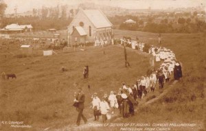 The procession to the opening of the first convent on the hill in 1911          